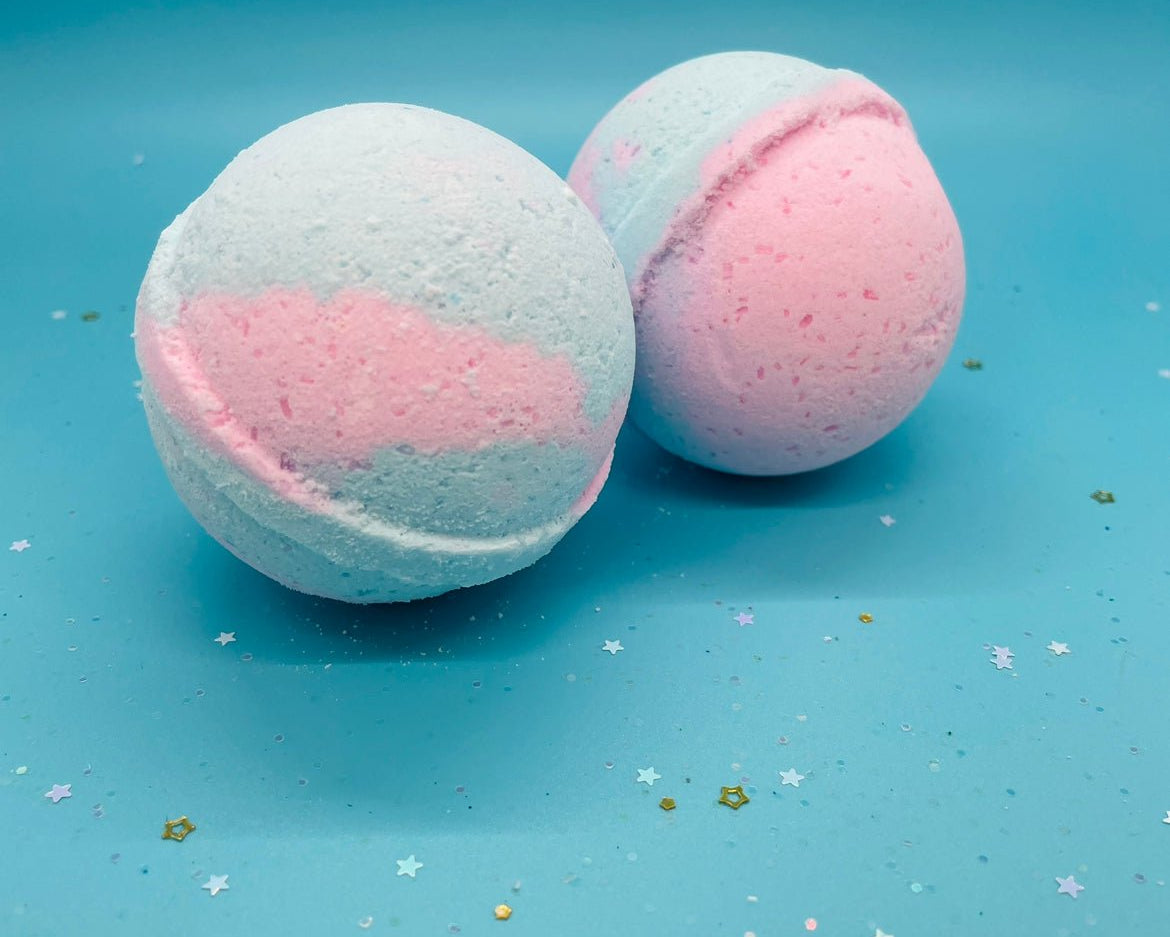 Bubblelicious Bath Bomb - Towel Back